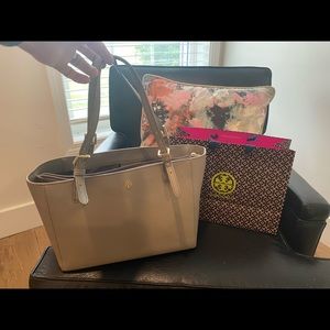 Tory Burch tan purse